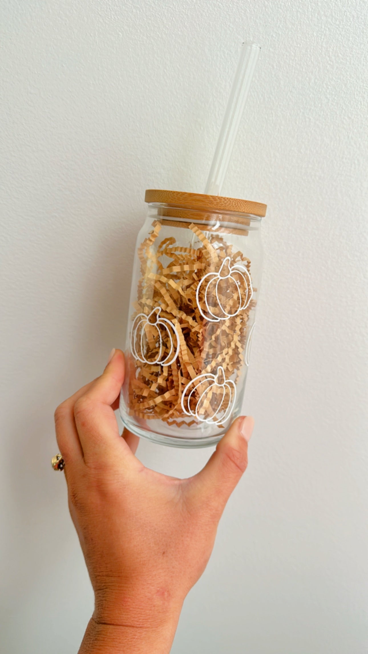 Fall White Pumpkin Glass Iced Coffee Cup With Bamboo Lid & Glass Straw