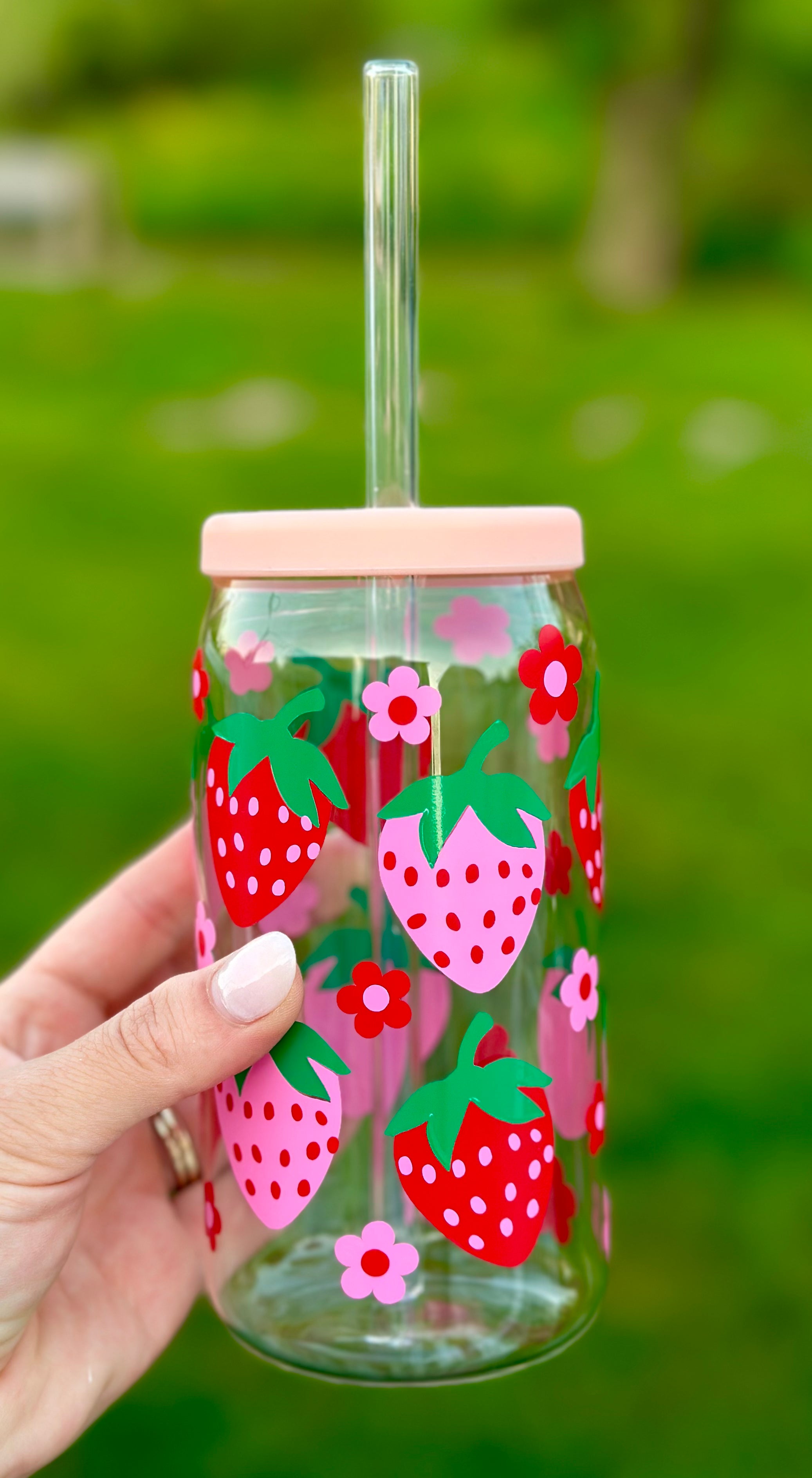 Strawberry Summer Glass Iced Coffee Cup With Bamboo Lid & Glass Straw