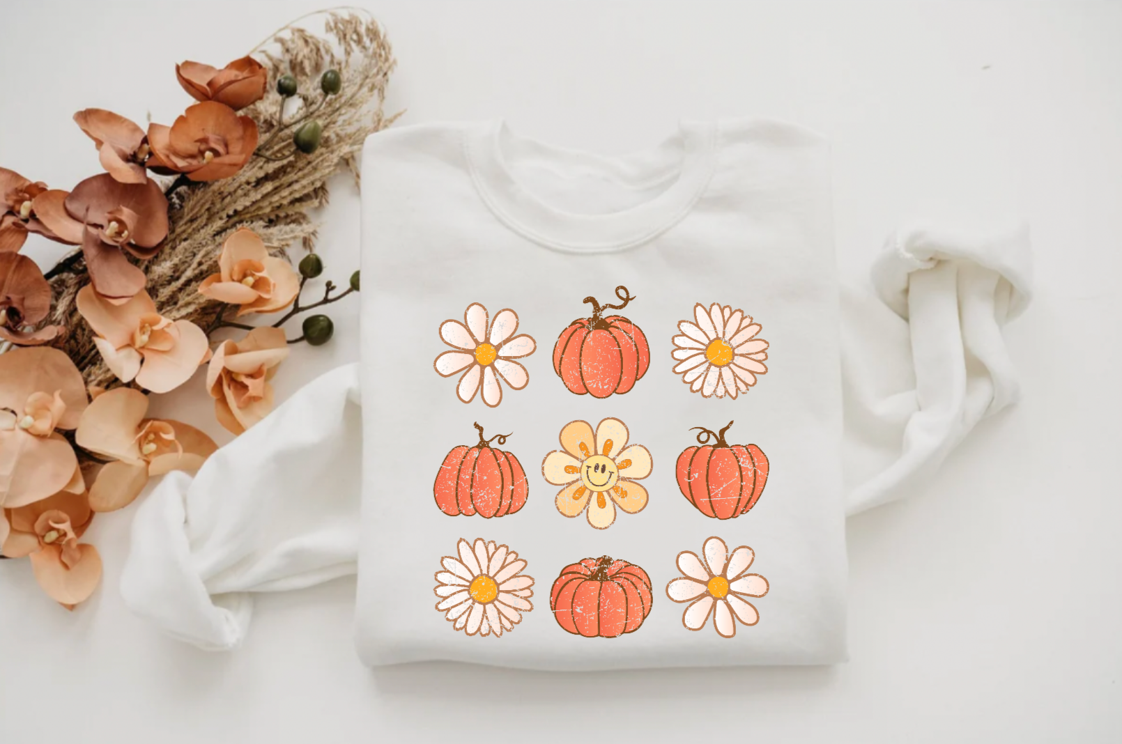 Retro Fall Pumpkin and Daisy White Crewneck
