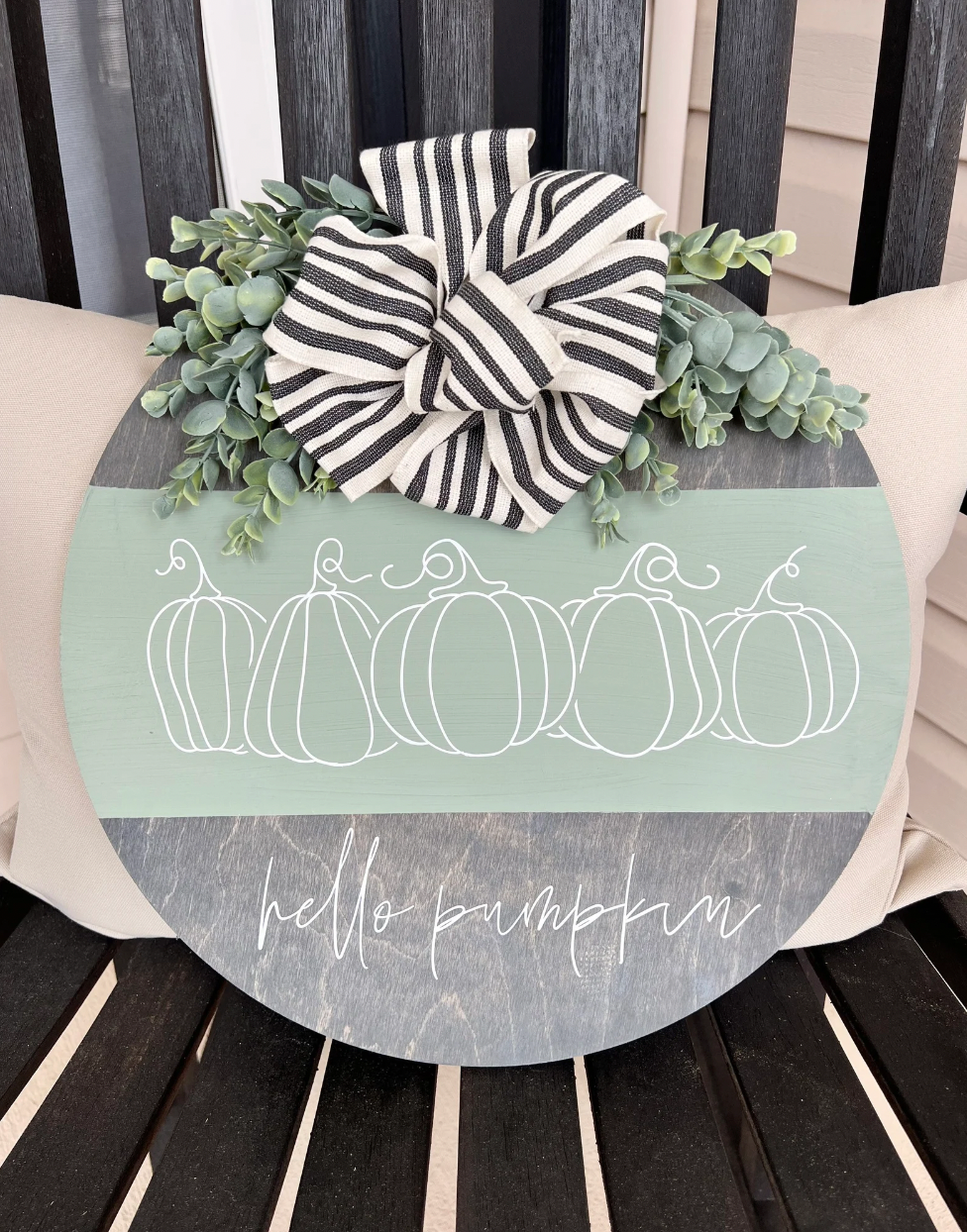 Hello Pumpkin Round Fall Wooden Decor Sign