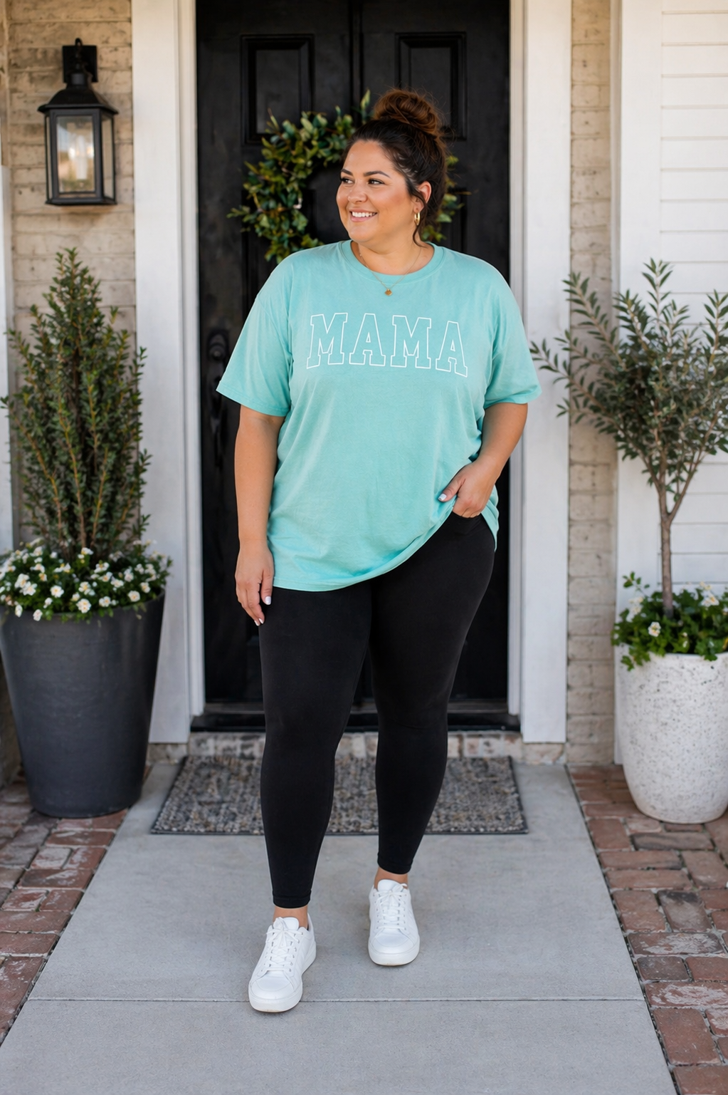 Mama T-Shirt | Trendy Mama Tee | Minimalist Mom Shirt | Vintage Style Mama Shirt | Gift for Mom | Multiple Colors