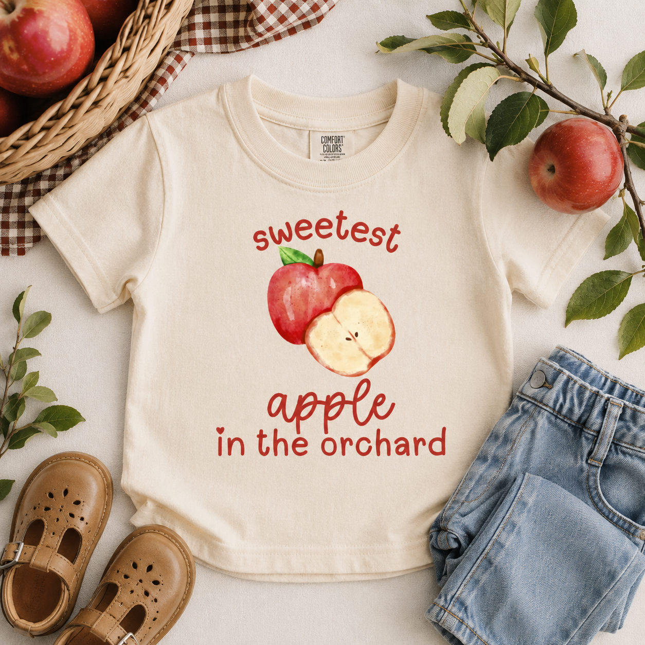 Sweetest Apple in the Orchard Fall Fall Outfit