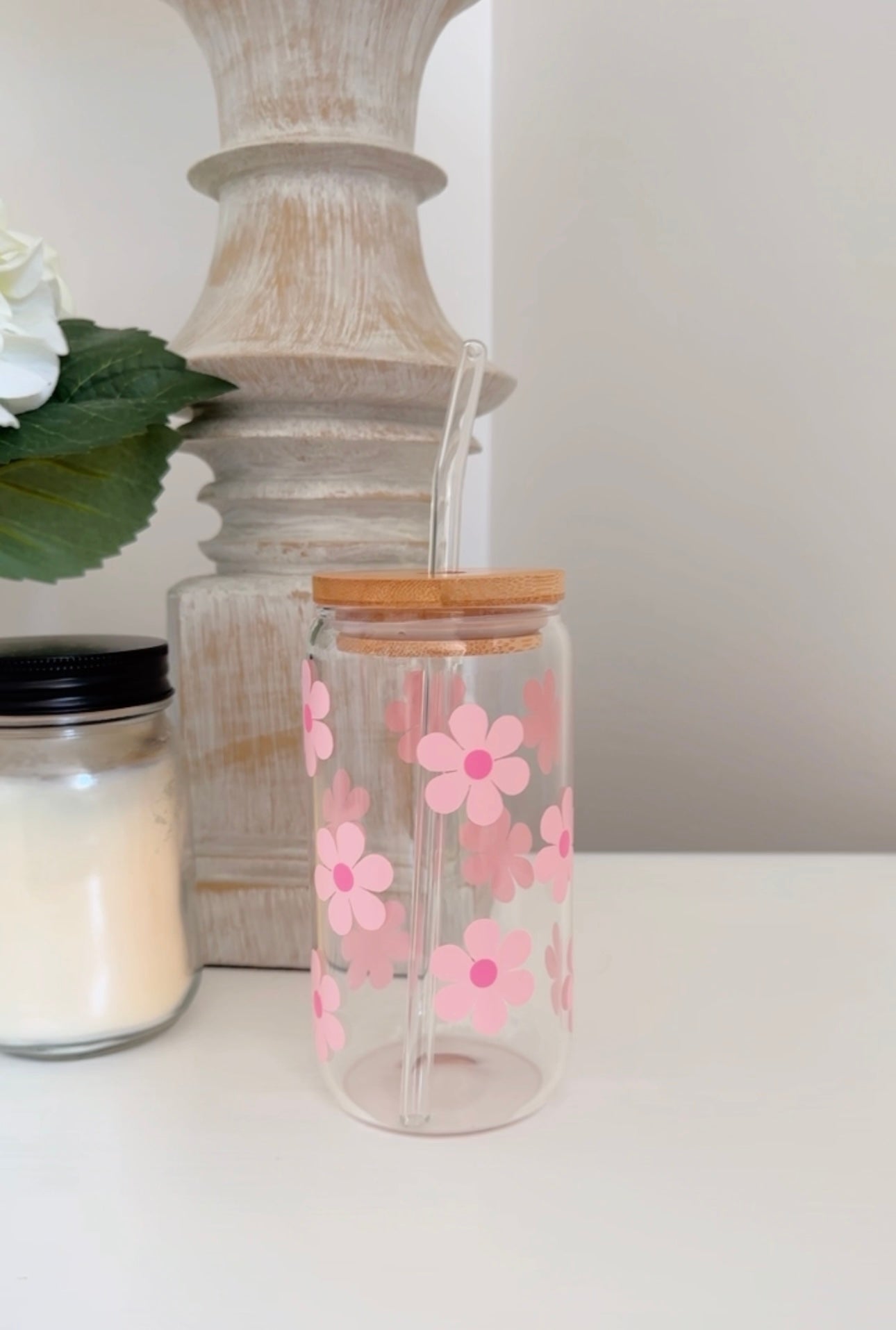 Daisy Cup With Bamboo Lid & Glass Straw