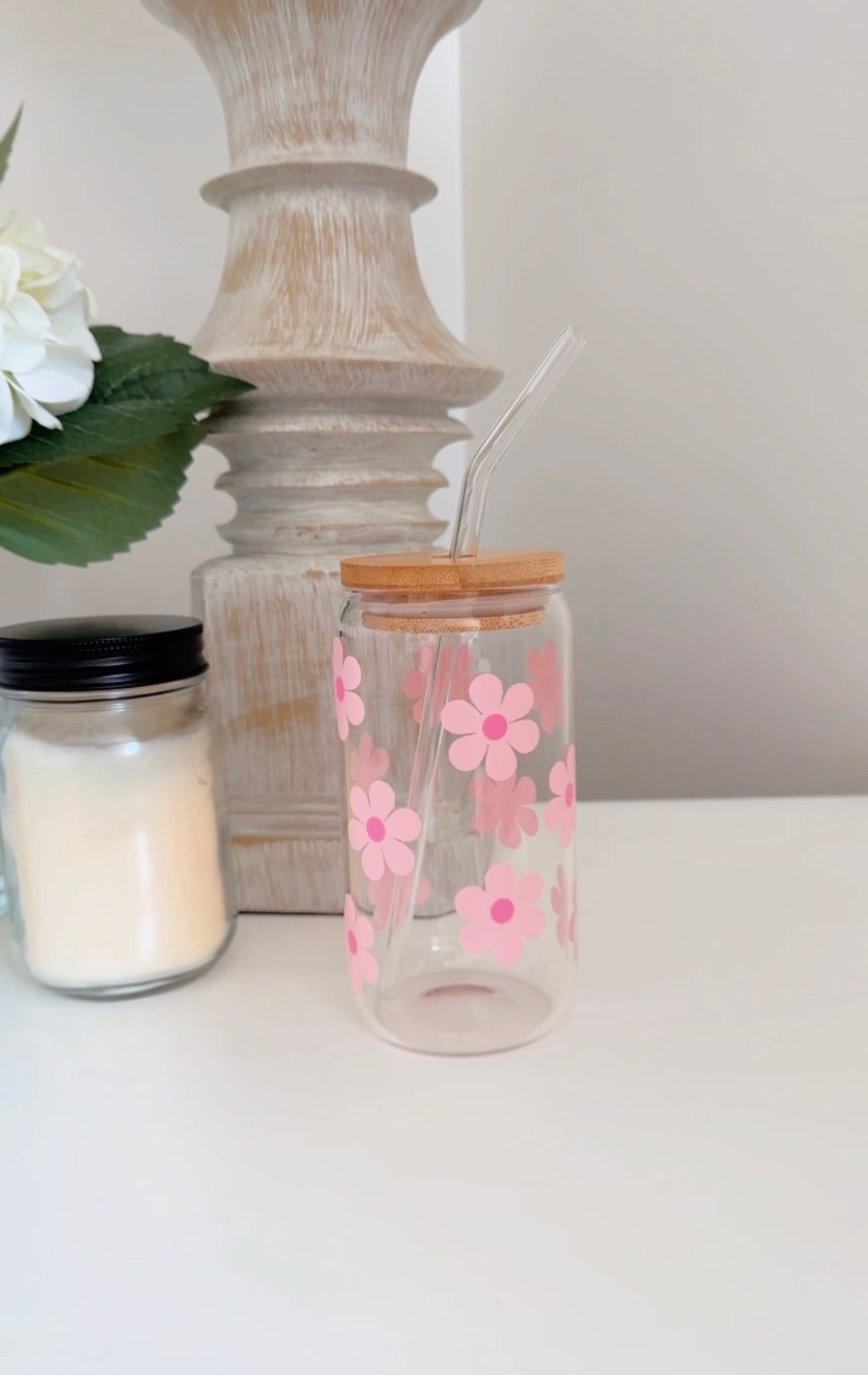 Daisy Cup With Bamboo Lid & Glass Straw