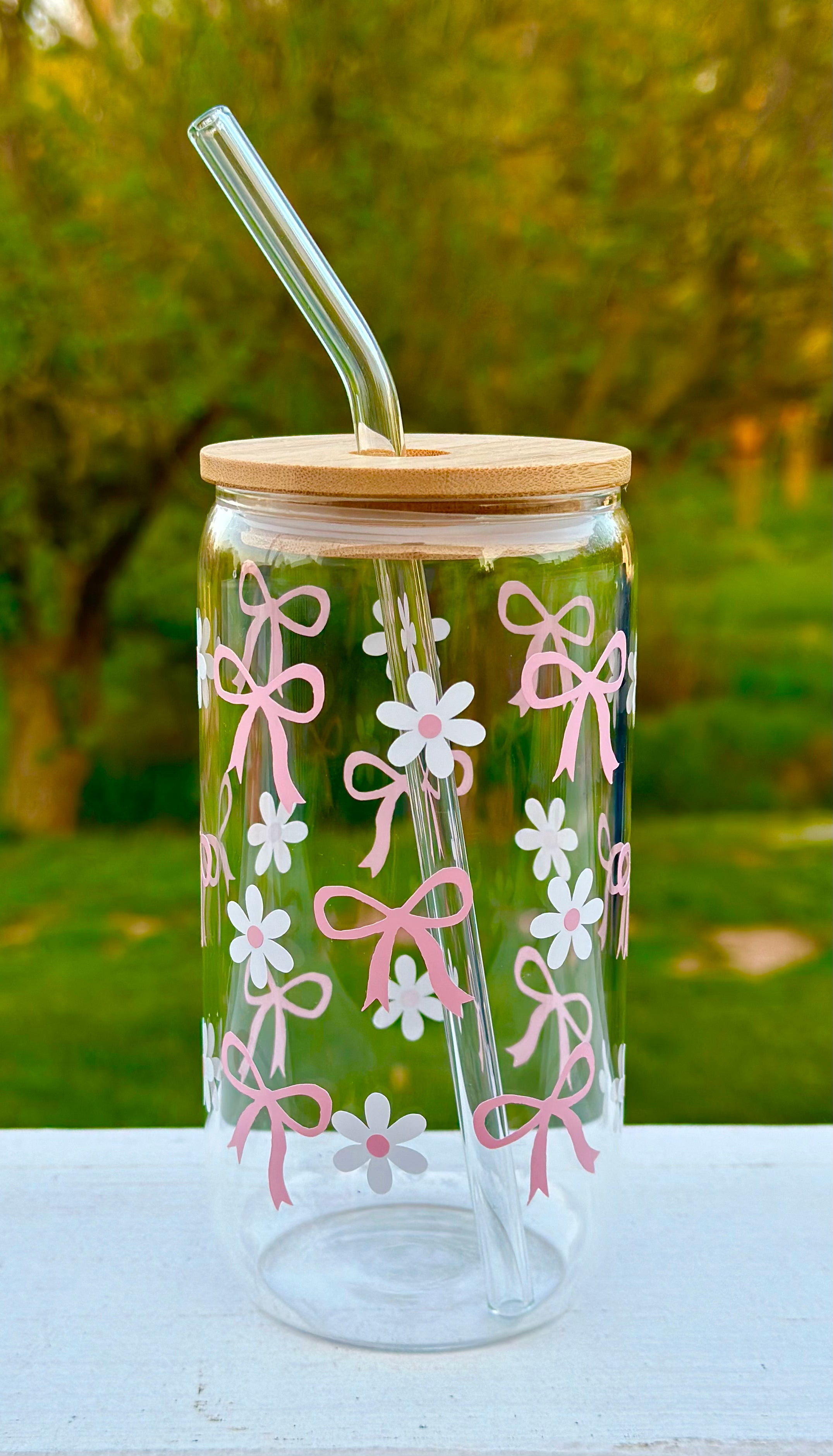 Pink Bows and Flowers Glass With Bamboo Lid & Glass Straw