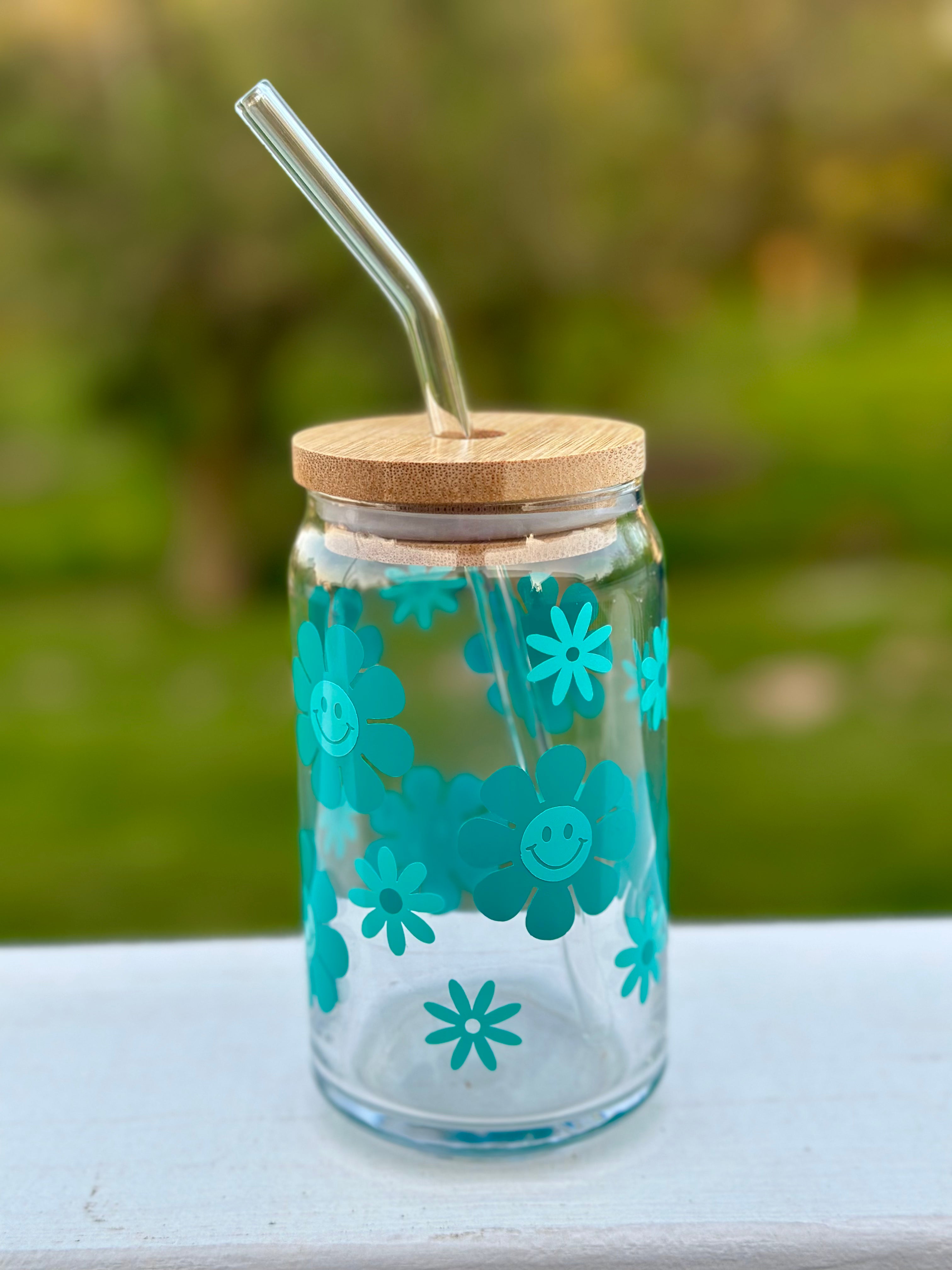 Teal Smiley Flower Summer Glass Iced Coffee Cup With Bamboo Lid & Glass Straw
