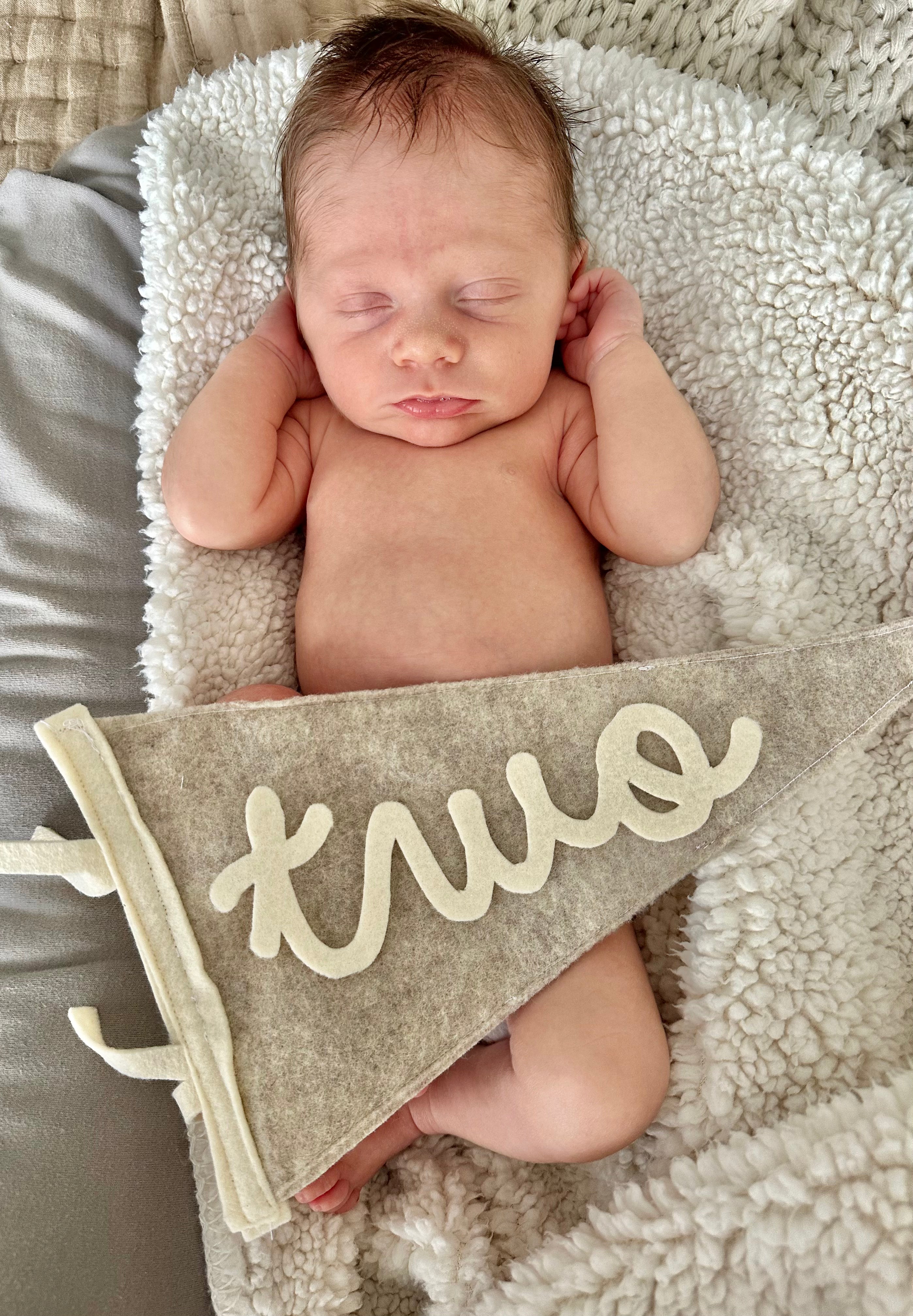 Custom Felt Name Pennant, Personalized Baby Gifts, Personalized Baby Announcements, Baby Announcement Ideas, Name Pennant