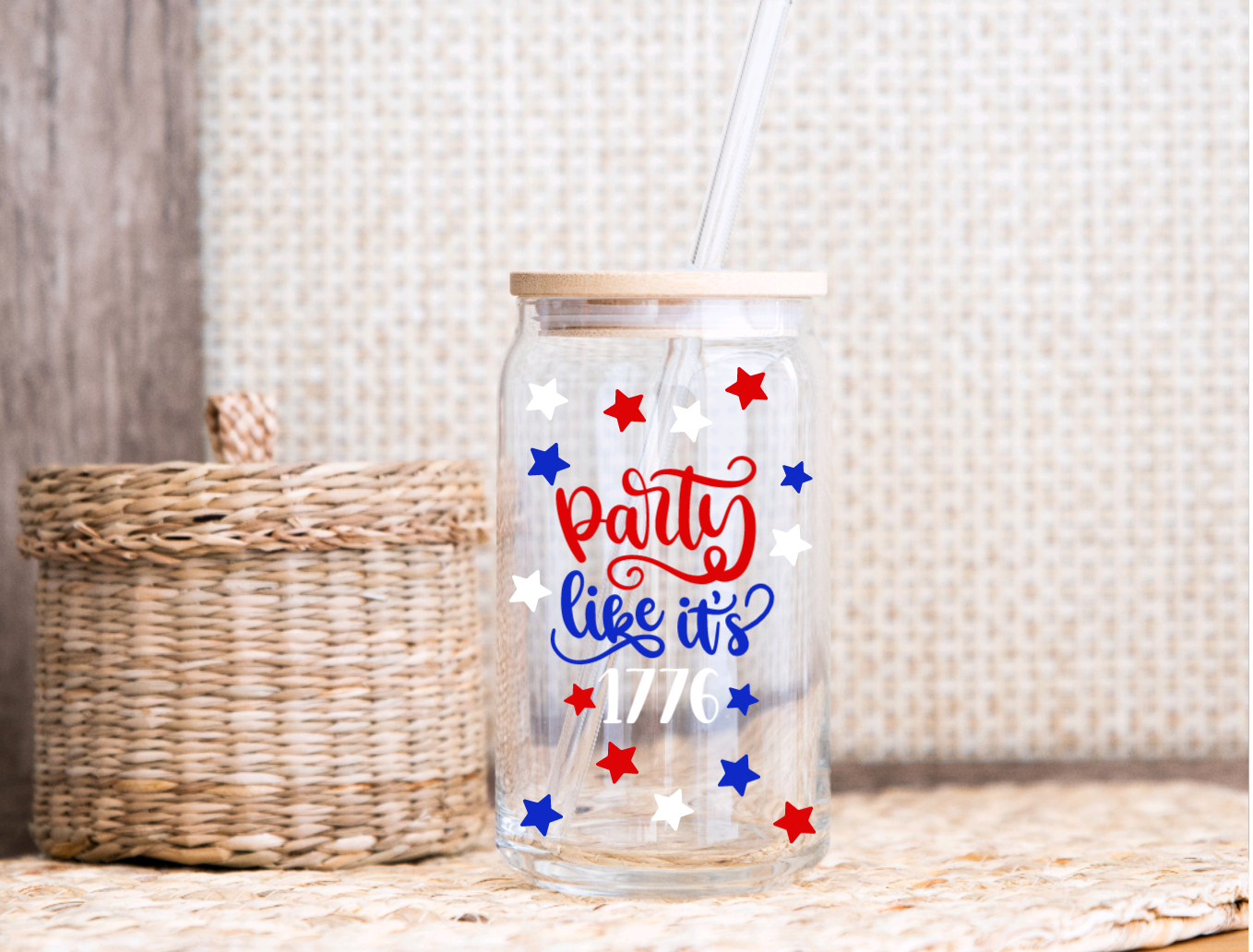 Party Like its 1776 Coffee Glass With Bamboo Lid & Glass Straw