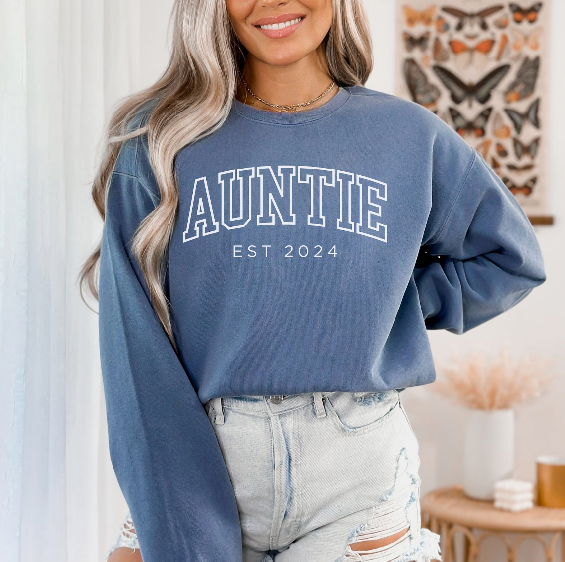 Auntie Sweatshirt | Personalized Aunt Crewneck | Auntie Est. Year Sweatshirt | Aunt Gift | Auntie Christmas Gift | New Aunt Gift